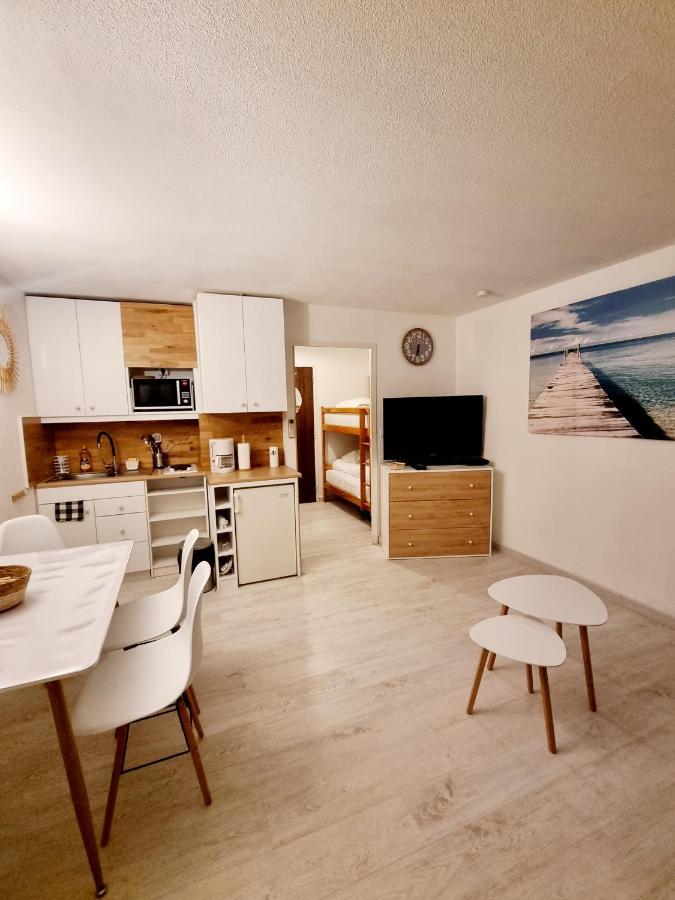 100 M De La Plage - Les Cigales De Mer - Studio Cabine - Parking Le Grau-du-Roi Eksteriør bilde