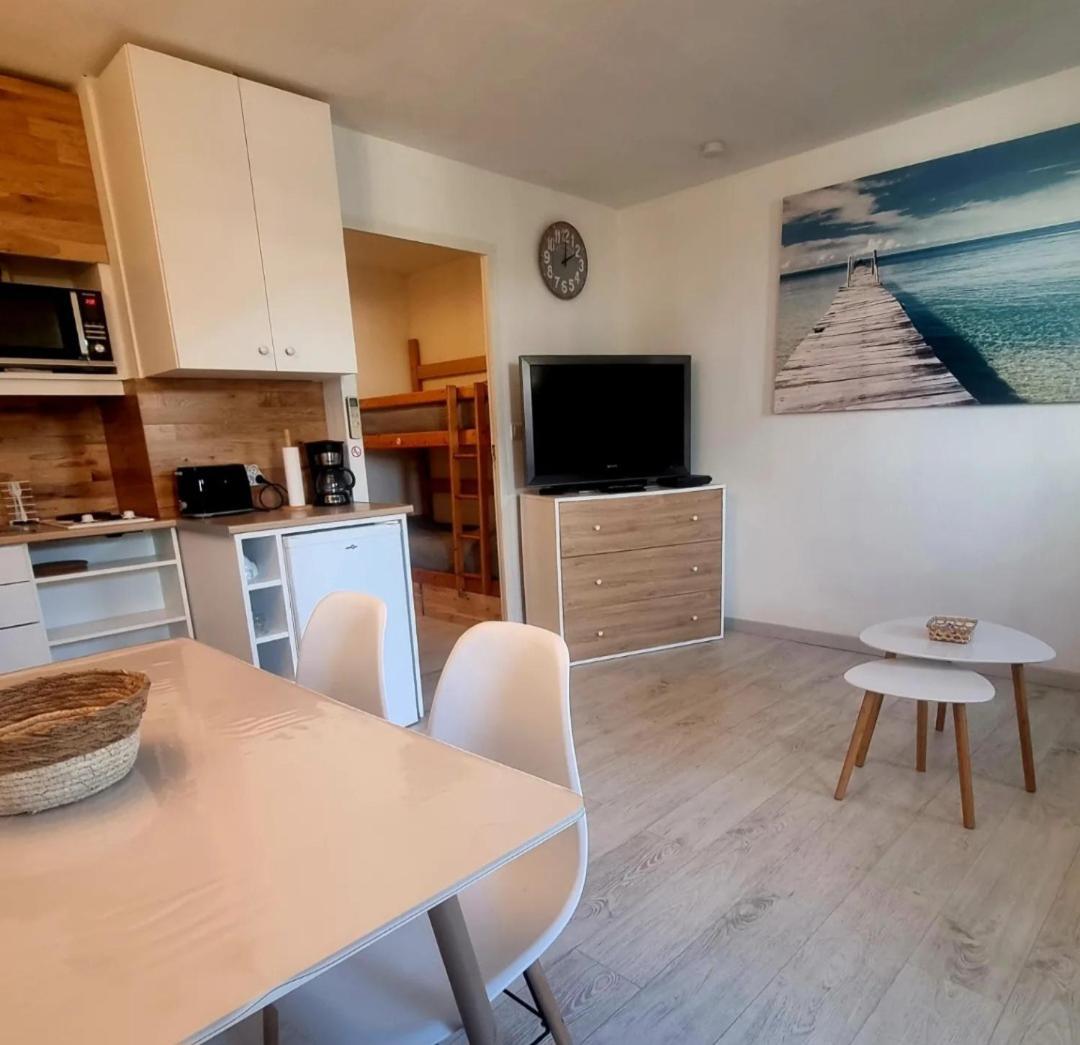 100 M De La Plage - Les Cigales De Mer - Studio Cabine - Parking Le Grau-du-Roi Eksteriør bilde
